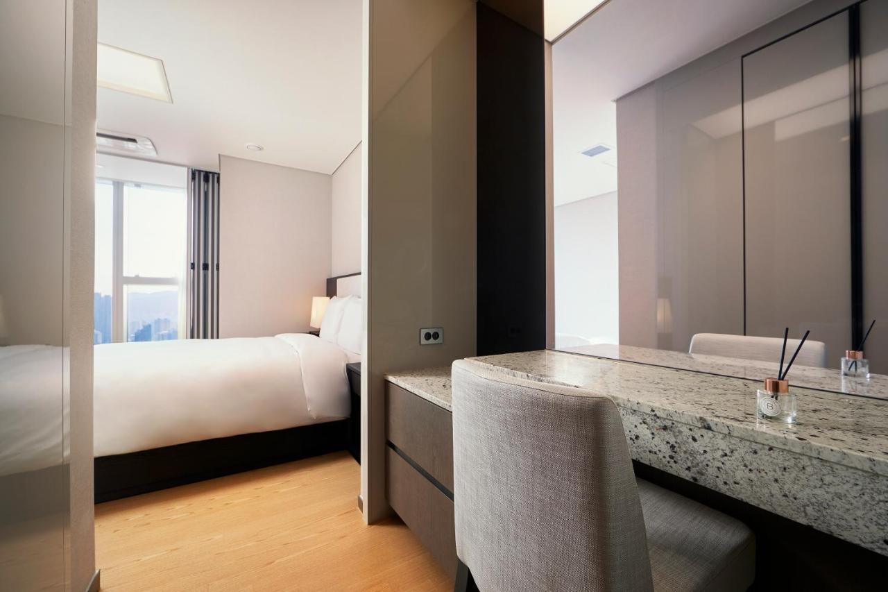 Grand Lct Residence Busan Exterior foto