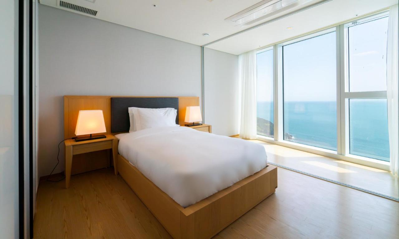 Grand Lct Residence Busan Exterior foto