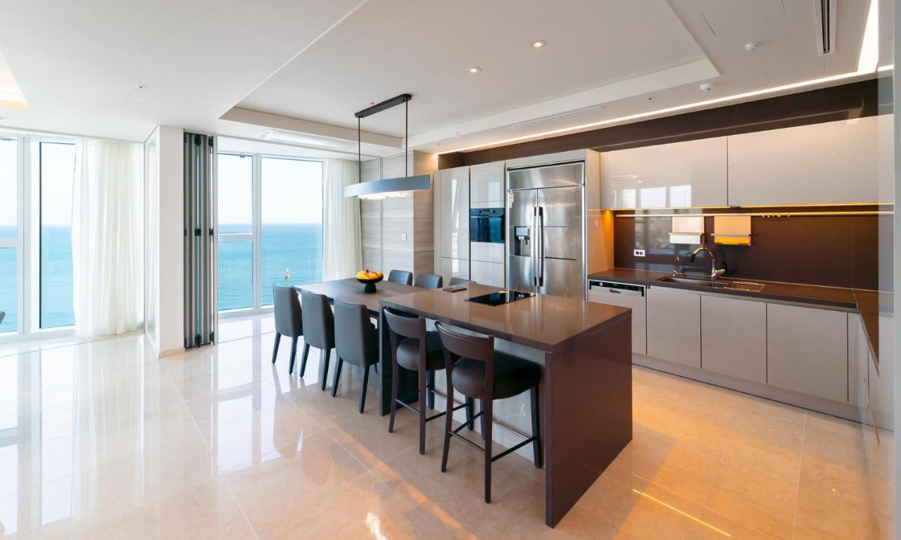 Grand Lct Residence Busan Exterior foto