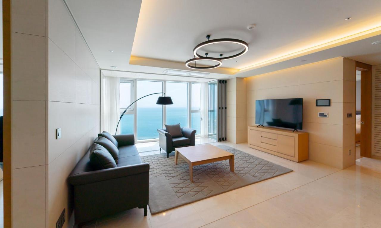 Grand Lct Residence Busan Exterior foto